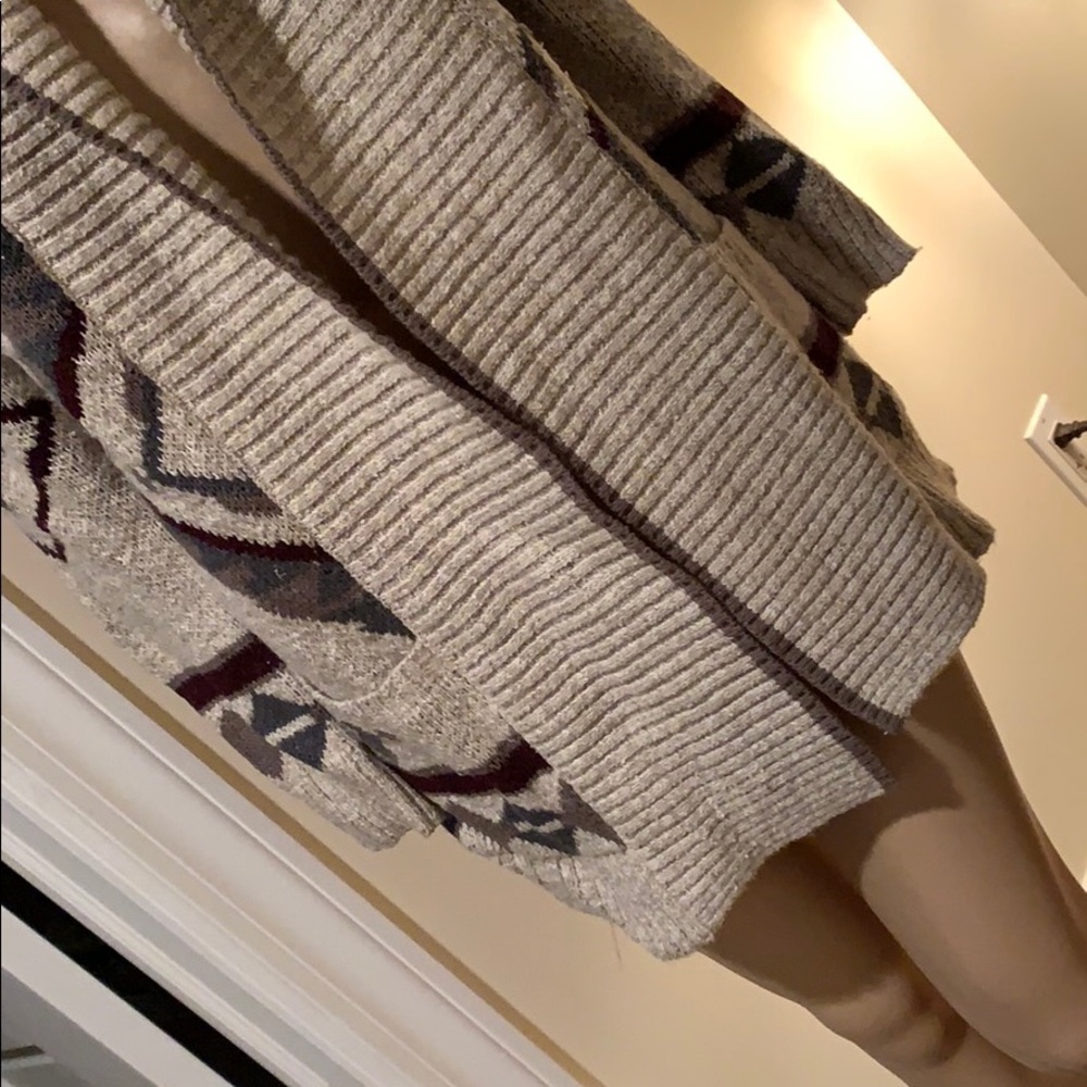 Pocketed Warmth! - image 3